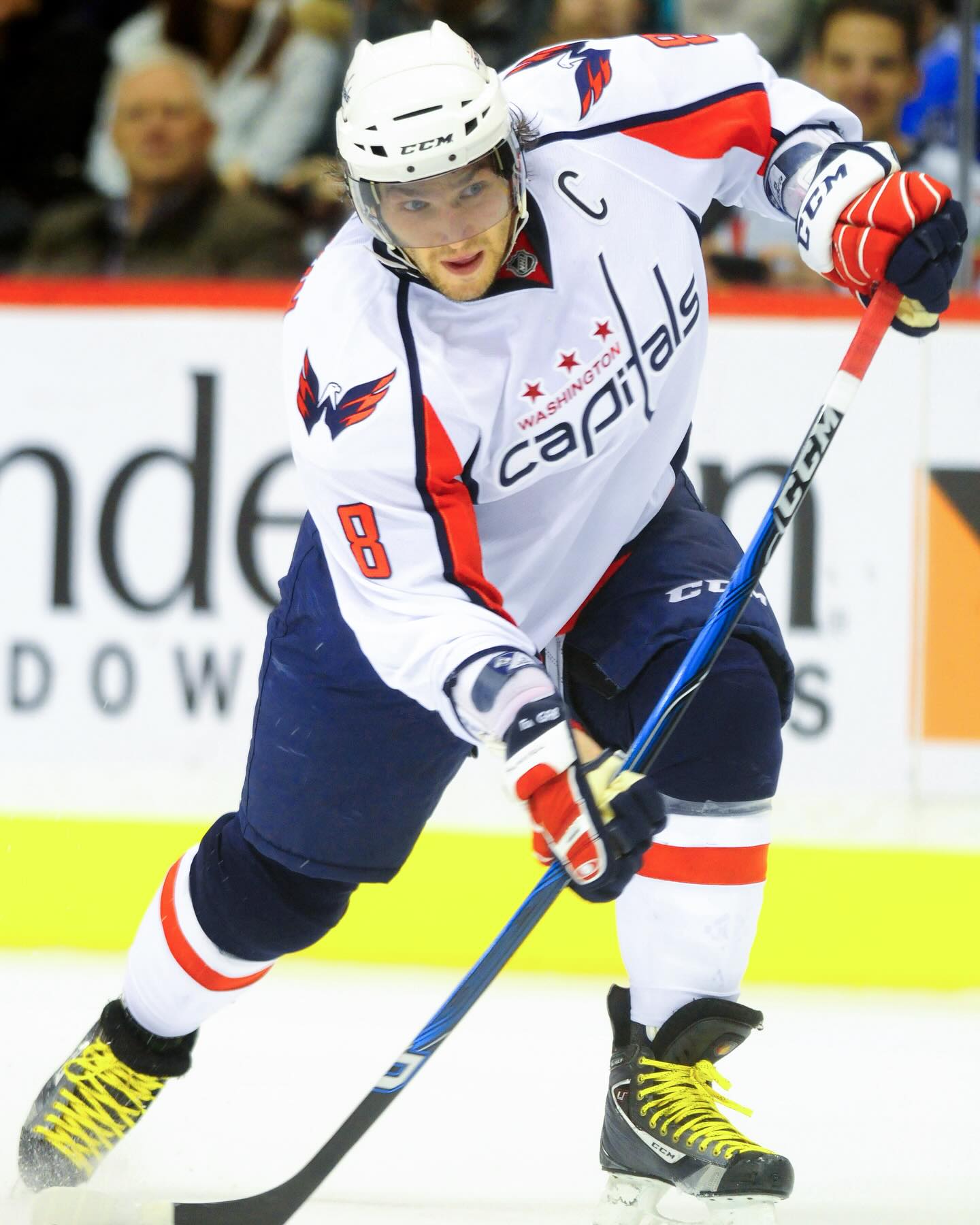 Alexander Ovechkin surpasses Wayne Gretzky as the all-time leading goal scorer in NHL history. Amazing to think that in such a short period of time a Russian has made such an impact on the NHL. #GR8 #ovechkin #capitals #washingtoncapitals #nhl #hockey #8