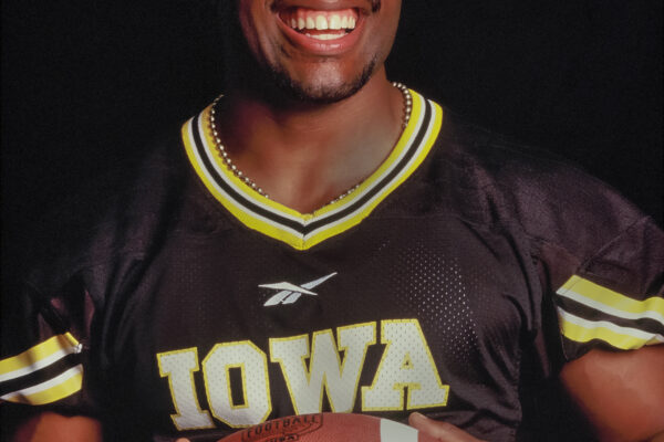 Iowa Hawkeyes running back Tavian Banks